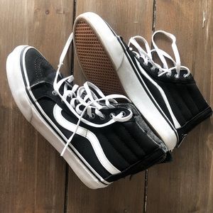 VANS High Tops in black